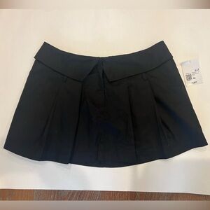 Forever 21 Classic Black Skirt
